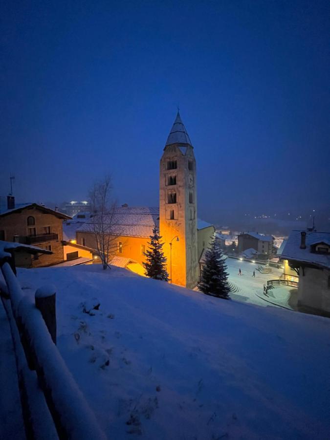 Chalet Blanc "Coeur Sapin" Courmayeur Exterior foto